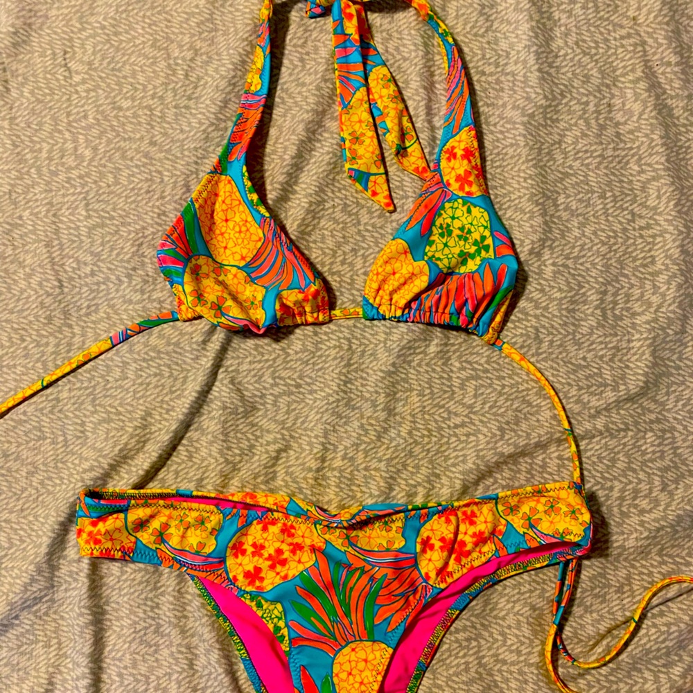 Chubbies Pineapple Woman’s Bathing Suit